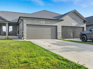 3641 Hallee Cres, Windsor, ON N8W0B2