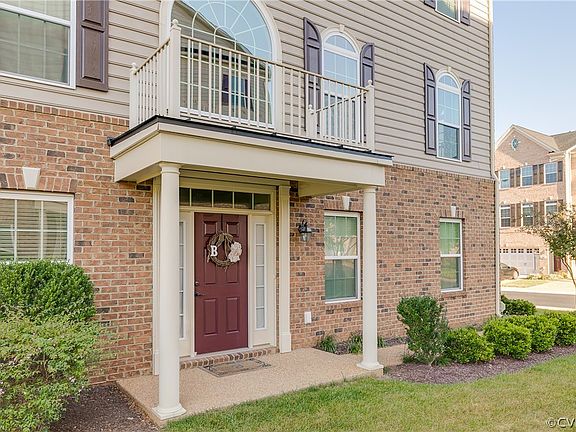 2nd image of 529 Siena Ln Unit 529