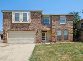 2701 Clark Dr, Corinth, TX 76210