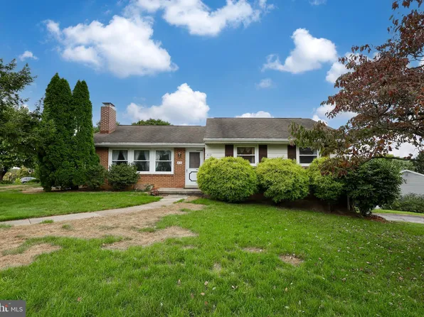 413 Weidman Ave, Sinking Spring, PA 19608