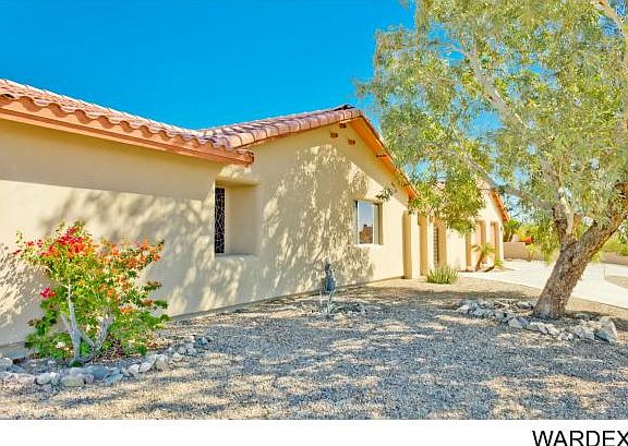 4th image of 3002 Jamaica Ct