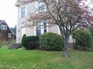 237 Allen Ave APT 1, Portland, ME 04103
