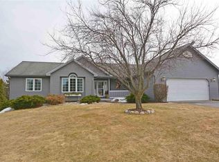 4296 Stoneridge Dr, Traverse City, MI 49684