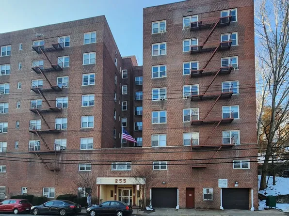 255 Bronx River Rd APT 4R, Yonkers, NY 10704