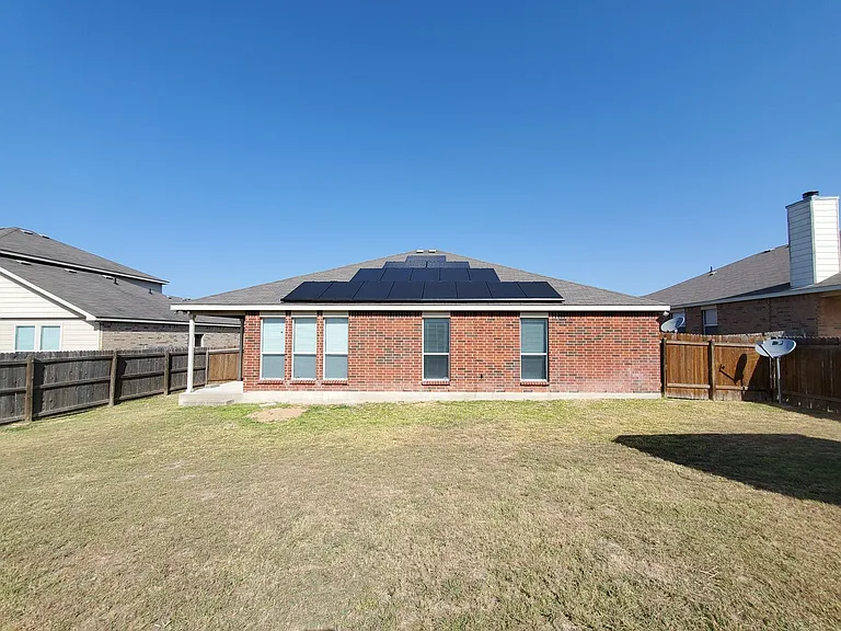 6304 Taree Loop — Photo 31