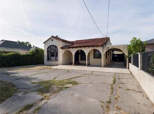 12019 Saticoy St, North Hollywood, CA 91605