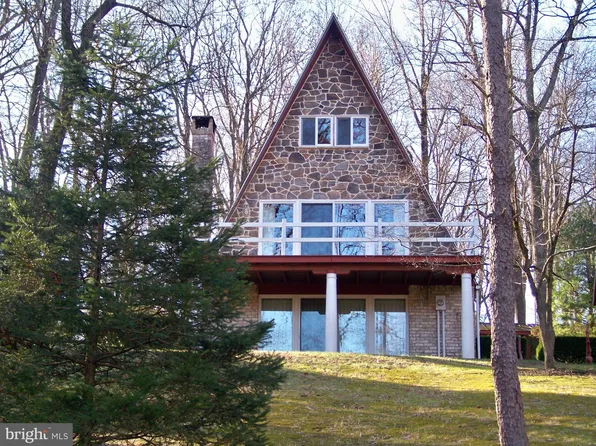 396 Pencroft Dr S, Holtwood, PA 17532