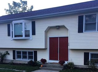 24 Montclair St, Chicopee, MA 01013
