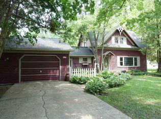 206 Clarence St, Amherst, WI 54406