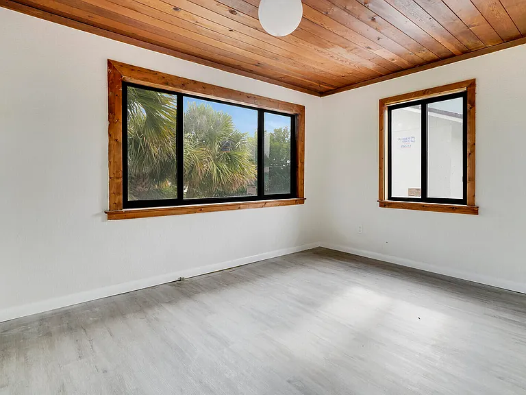 652 Hernando St #C — Photo 8