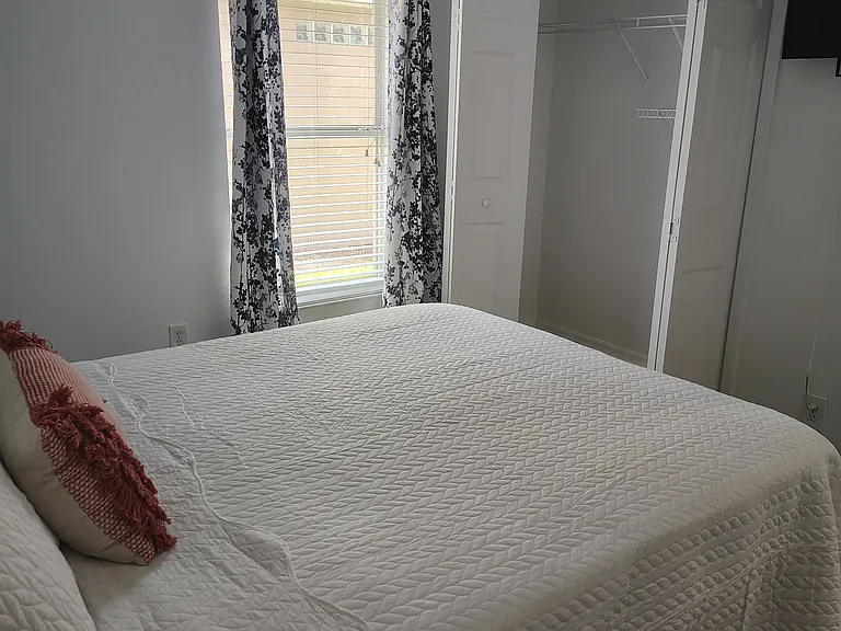2752 Callaway Ln — Photo 3