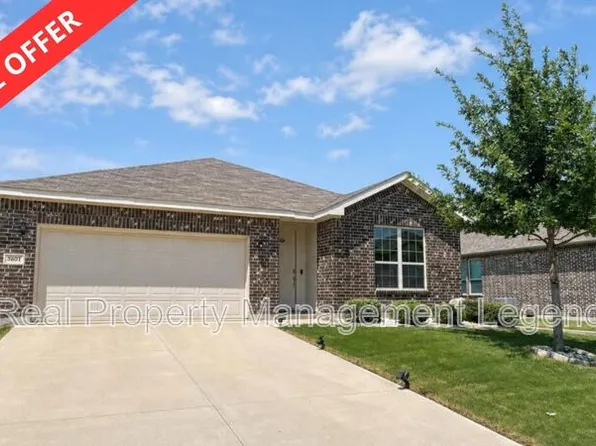5601 Portola Ln, Denton, TX 76208
