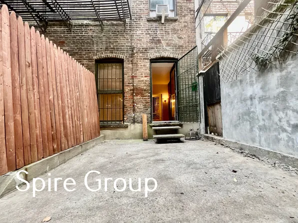 814 10th Avenue image 1 of 11