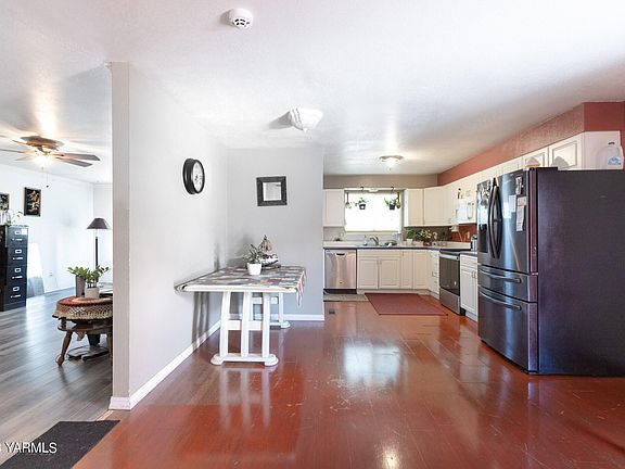 5th image of 3004 W Viola Ave