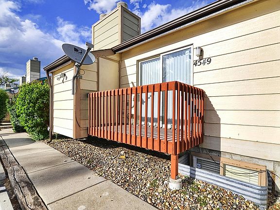3rd image of 4549 Lamplighter Cir