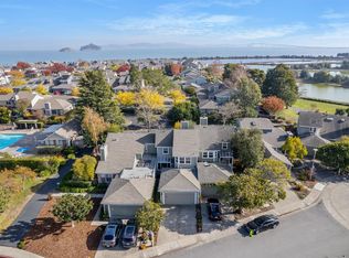 135 Nantucket Cv, San Rafael, CA 94901