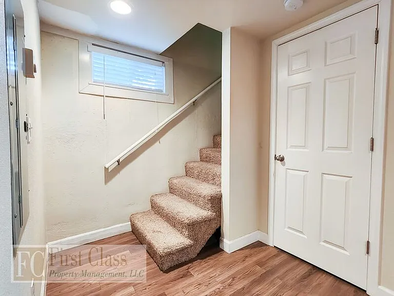 5735 N Montana Ave — Photo 12