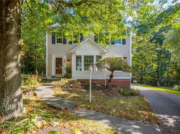 585 Cherryhill Dr, Bridgeville, PA 15017