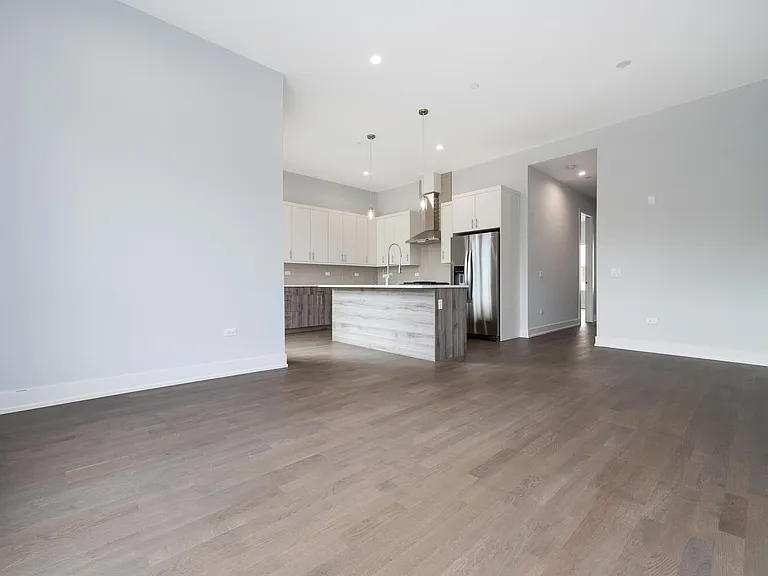 2139 W Madison St — Photo 30