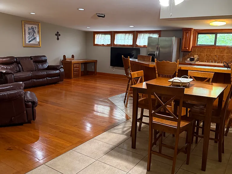 13151 Denham Rd — Photo 2