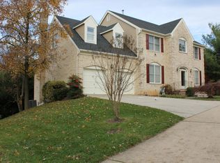 10006 Manor Pl, Fairfax, VA 22032