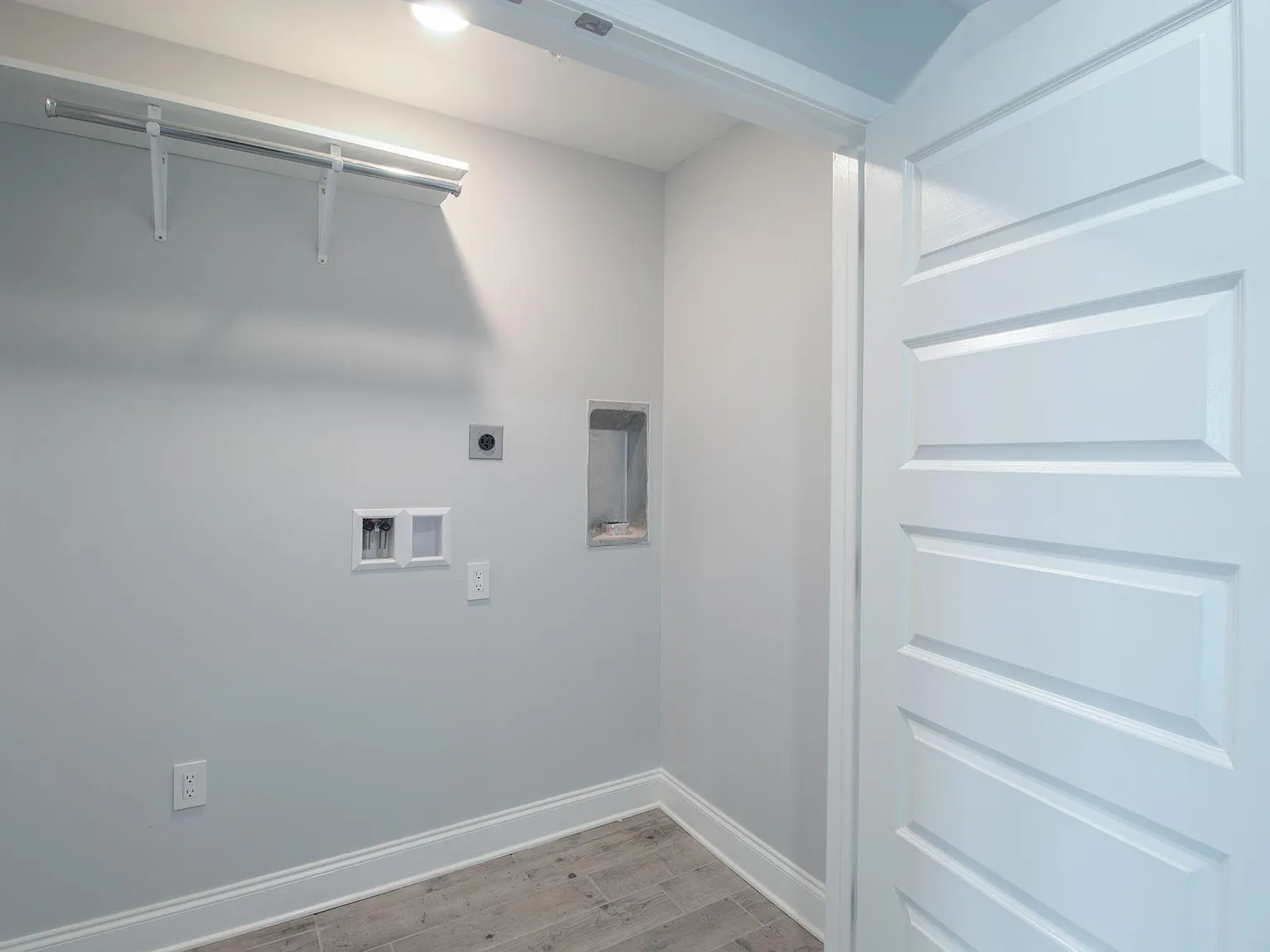 225 Winter Garden Dr — Photo 4