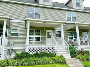 114117 Hundertmark Rd, Chaska, MN 55318