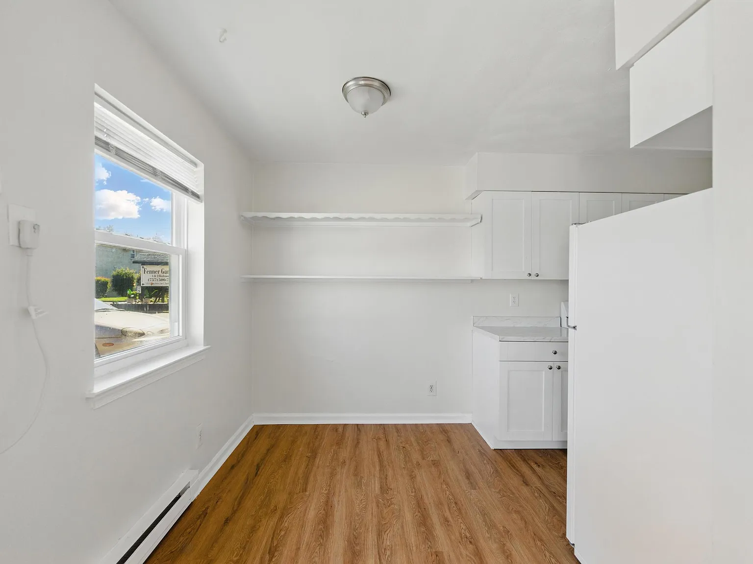 711 Easy Street - 2 — Photo 4