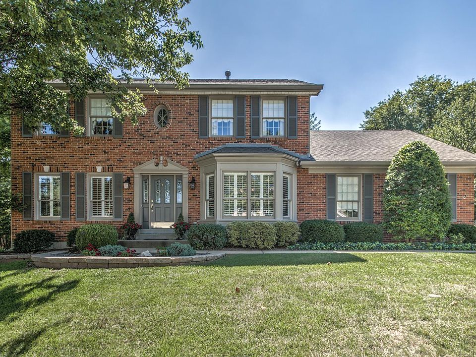 1st image of 940 Lynwood Forest Dr