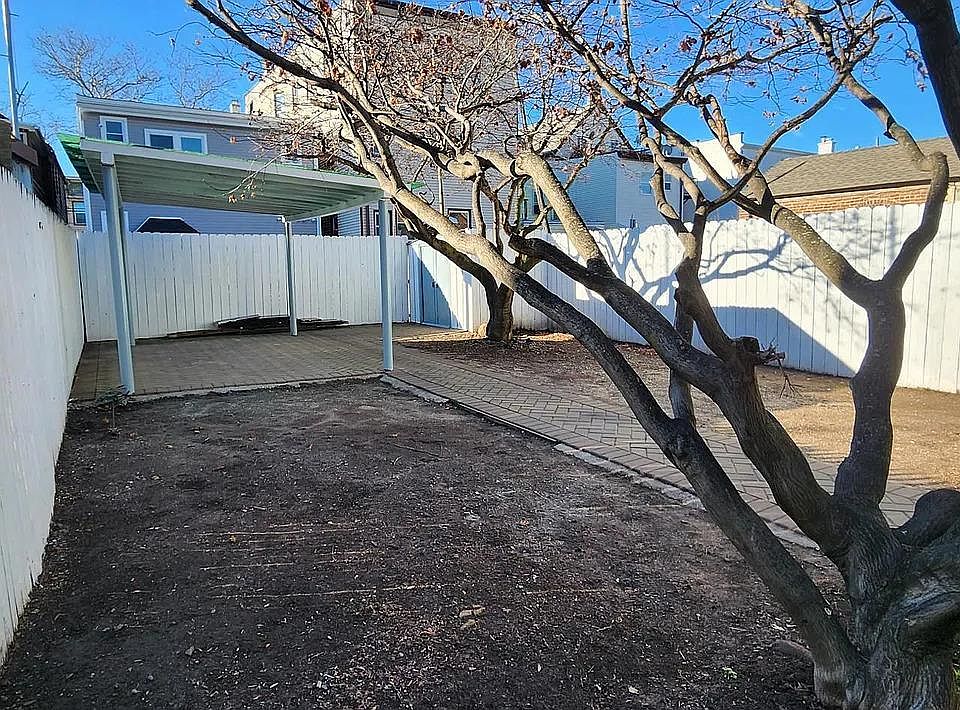 1st image of 380 Lafayette St APT 1