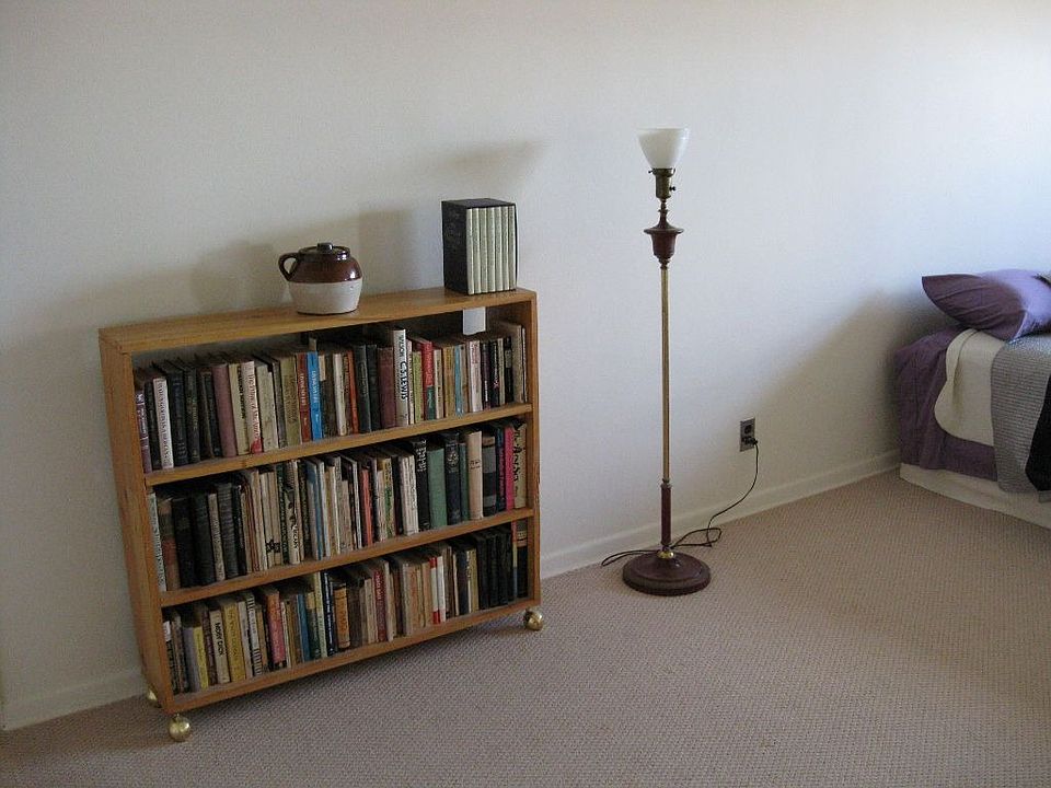 1st image of 25 Sunnyside Dr APT 6J