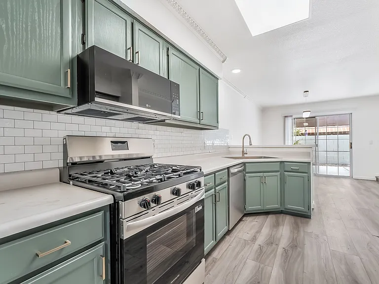 2840 Floral Peak Dr — Photo 14