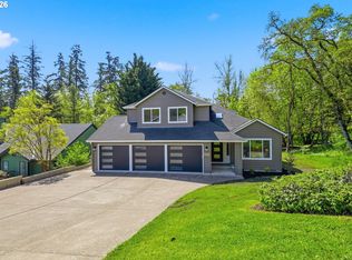 392 Dellwood Dr, Eugene, OR 97405