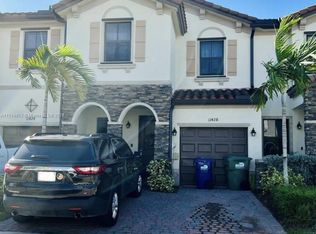 11428 SW 252nd St, Homestead, FL 33032