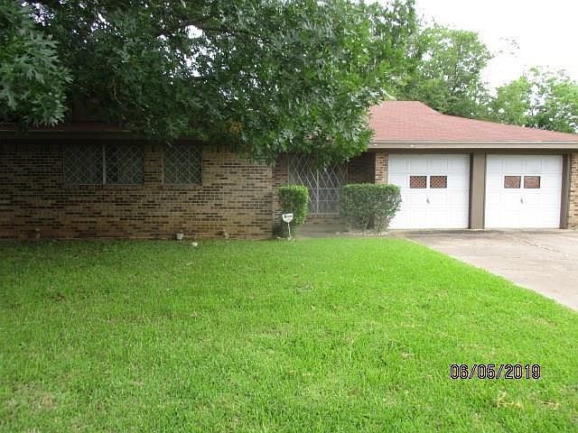 1st image of 1121 Patricia Dr