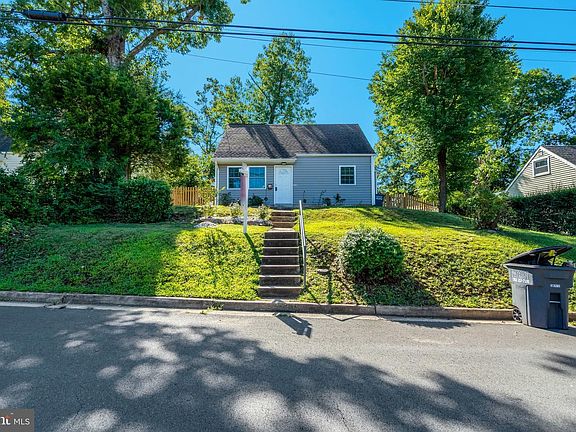 4th image of 119 Colburn Dr