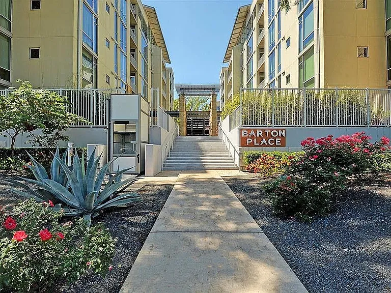 1600 Barton Springs Rd — Photo 5