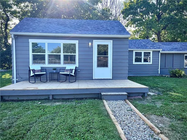 8145 W 3rd St, New Lebanon, OH 45345