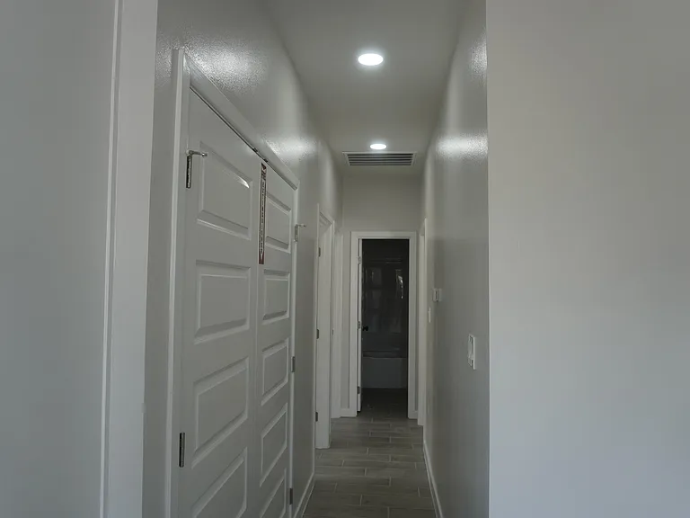 1004 Sugar Garden Ave #2 — Photo 4