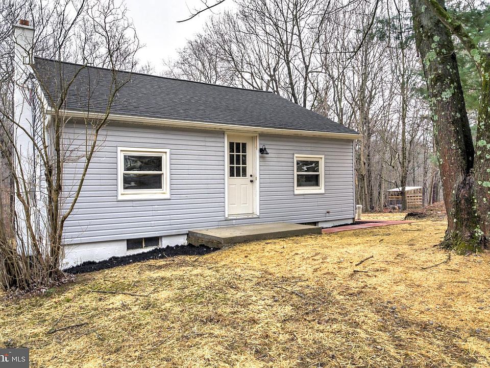 1st image of 1831 Creek Rd