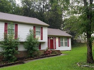 10825 Magenta Ln, Charlotte, NC 28262