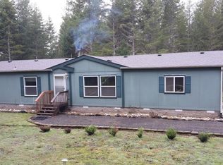 4484 E Rasor Rd W, Belfair, WA 98528