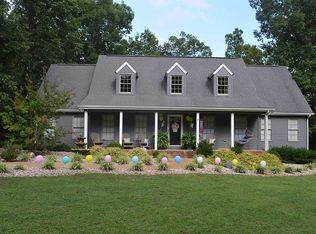 401 Briery Way Rd, Farmville, VA 23901