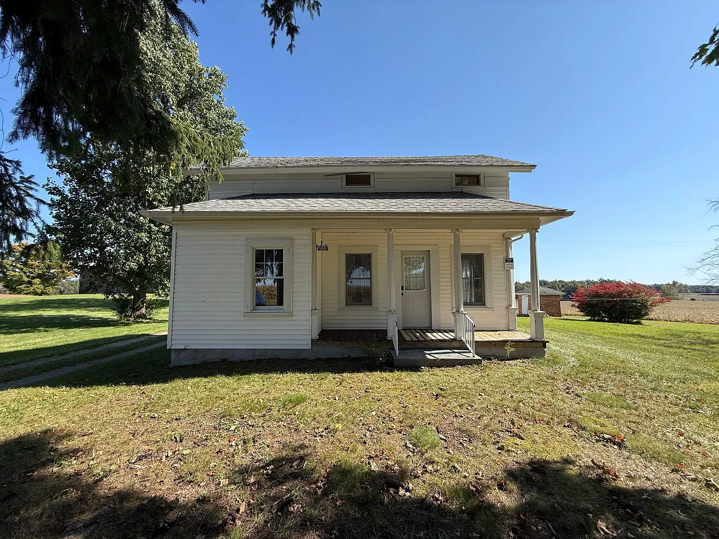 Unique Centennial Farmhouse in Liberty Township — Photo 1