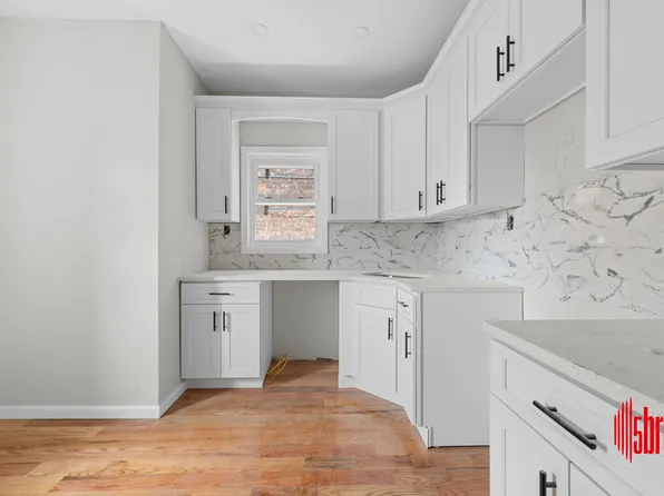 1703 East 46th Street image 9 of 21