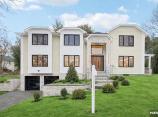 25 Macarthur Ave, Closter, NJ 07624