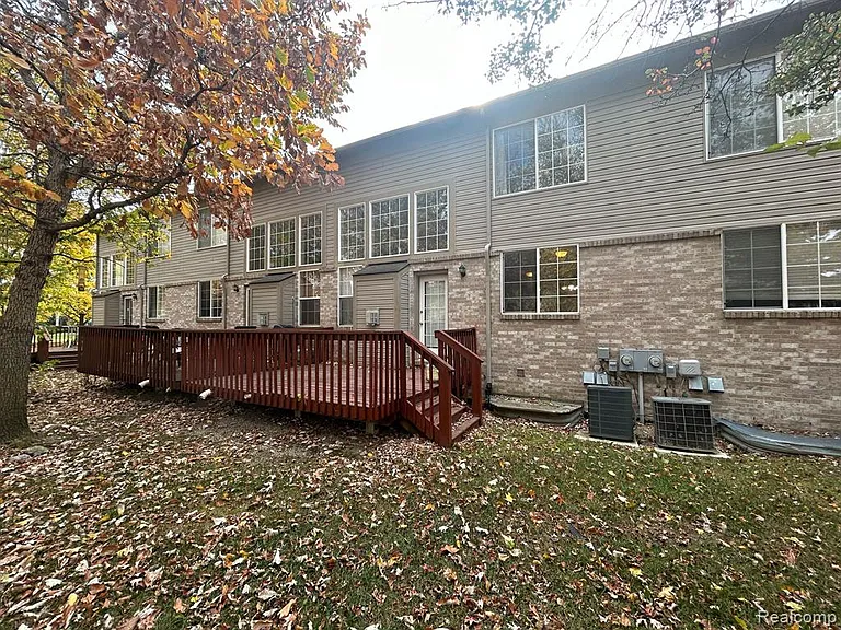 41484 Glade Rd — Photo 32