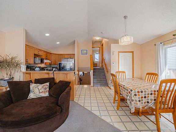 2nd image of 23 SE Tarington Way NE
