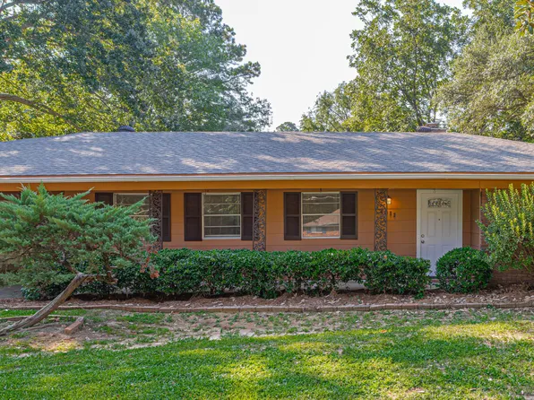 1011 Laurelwood Dr, Clinton, MS 39056