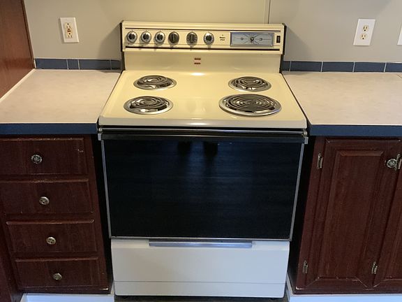 4th image of 253 Pebble Rock Cir #2